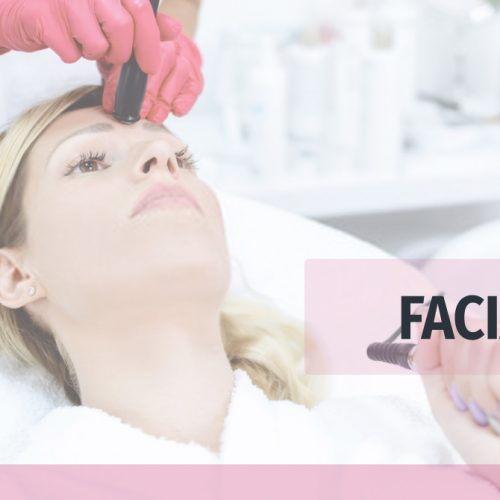 Patient undergoing a radiofrequency aesthetic procedure